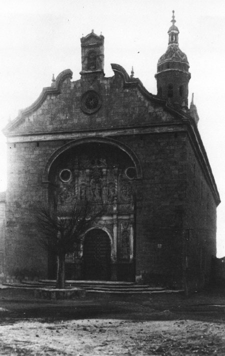 Iglesia Parroquial y la Olma (el Ã¡rbol de los antepasados...). Calamocha.