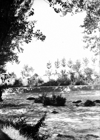 Presa de agua. Calamocha.