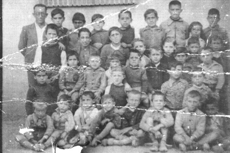 Escuela de RetascÃ³n y su maestro, JuliÃ¡n Rodrigo