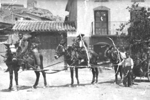 Los quintos de RetascÃ³n celebran el mayo