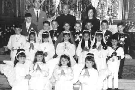 NiÃ±os de primera comuniÃ³n. Mainar