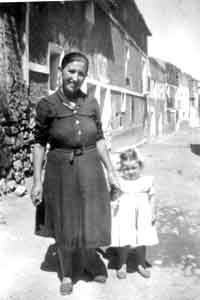 Madre e hija en Mainar