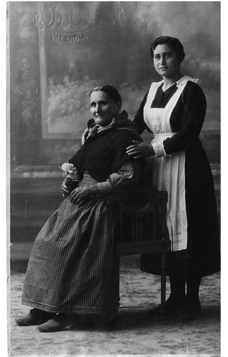 Retrato de Alejandra MartÃ­nez Bachiller e hija.