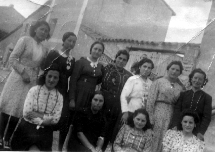 Grupo de amigas de Bello