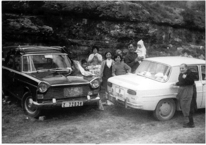 De merienda en el monte. Bello