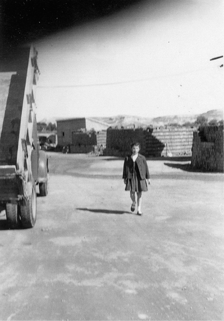 Las tejerÃ­as situadas encima del polideportivo. Daroca.