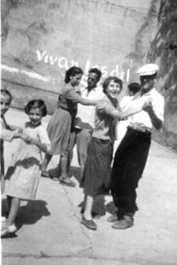 Baile en el frontÃ³n de Nombrevilla