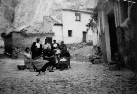 Vecinos en las calles de Daroca.