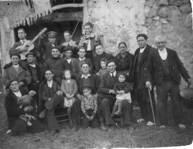 Grupo con la rondalla