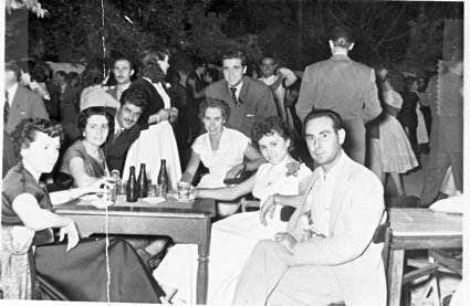 En la inauguraciÃ³n del casino. Calamocha