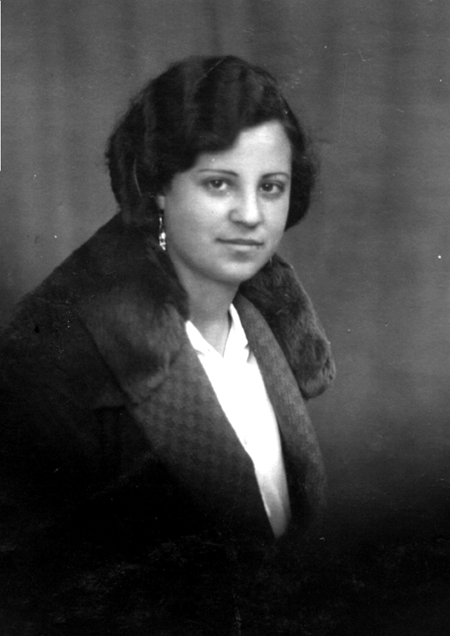 Retrato de Emiliana. AÃ±o 1920. Cella.