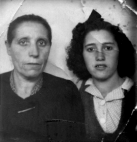 Retrato de Antonia y MarÃ­a. Cella.