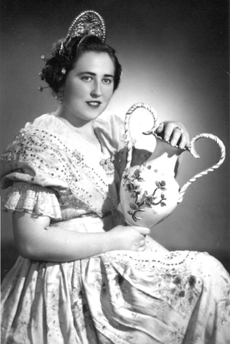 Retrato de MarÃ­a Benedicto. Cella.