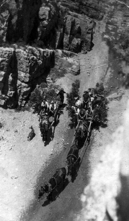 Bajada de cerro. Cella. AÃ±o 1932.