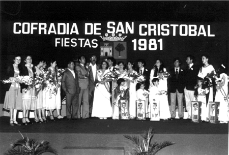 Damas con la cofradÃ­a de San CristÃ³bal. Cella