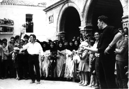 JosÃ© Manuel en fiestas en la plaza. Cella