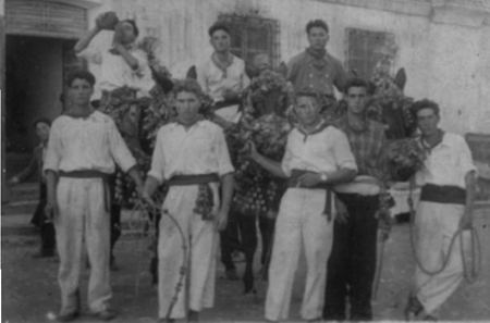 Mulilleros en fiestas. Cella