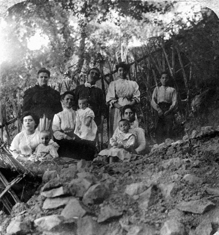 Grupo de vecinos de Blancas