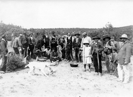 Escena de caza. Blancas