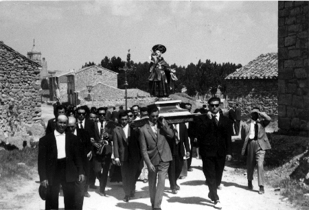 ProcesiÃ³n. Blancas