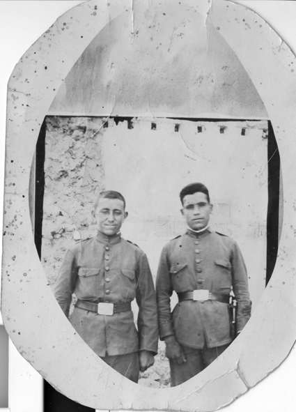 Un par de soldados. BurbÃ¡guena