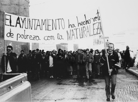 ManifestaciÃ³n a favor de las acacias. Calamocha. AÃ±o 1987.