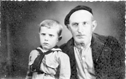 Abuelo y nieto. Caminreal