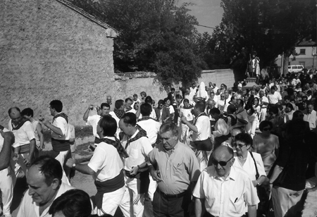 Vecinos de Calamocha en la ProcesiÃ³n de San Roque.