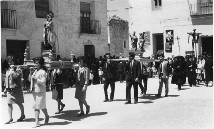 ProcesiÃ³n en Fuentes Claras. AÃ±o 1963.