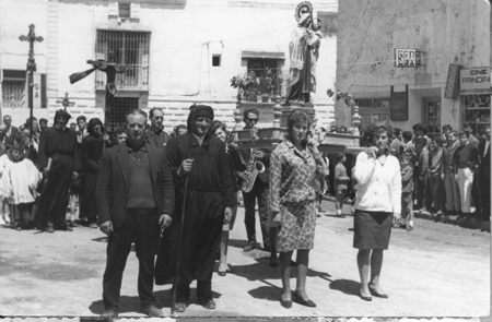 ProcesiÃ³n en Fuentes Claras. AÃ±o 1965