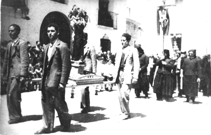 ProcesiÃ³n en Fuentes Claras.