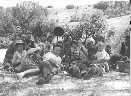 Grupo en un dÃ­a de campo en Loscos.