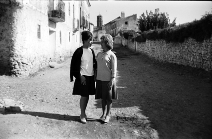 ConversaciÃ³n entre amigas. Lechago