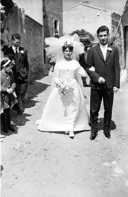 Pareja de reciÃ©n casados. Lechago