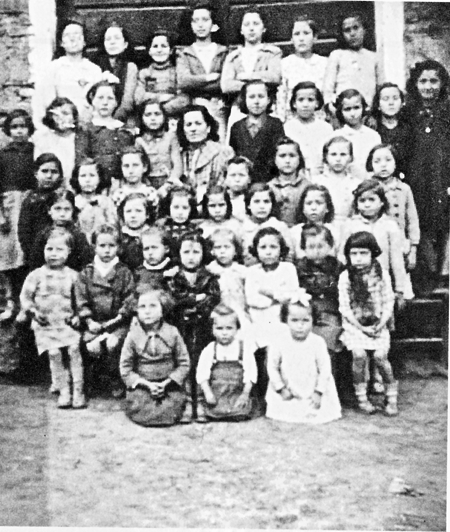 Escuela de niÃ±as. Lechago.