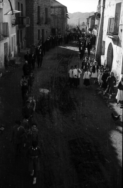 Grupo en la procesiÃ³n. Lechago