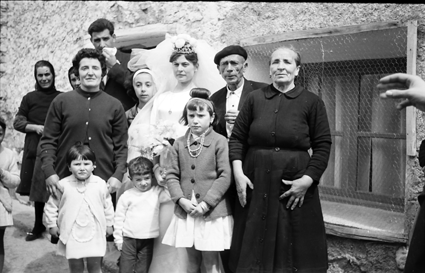 Novios, niÃ±os y familia. Lechago