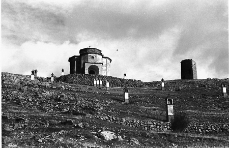 Vista de la ermita de Lagueruela.