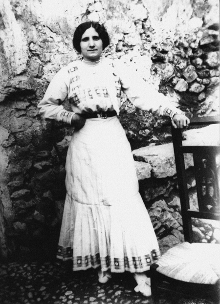 Retrato de seÃ±ora. Luco.