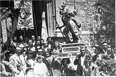 ProcesiÃ³n de San CristÃ³bal. Monreal del Campo.
