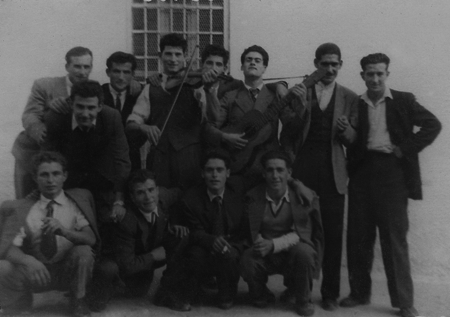 Grupo de amigos de Monreal del Campo.