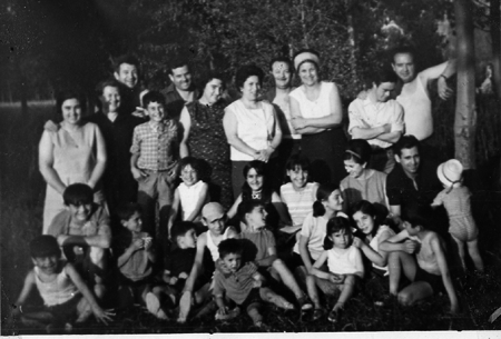 Grupo de vecinos de Monreal del Campo.