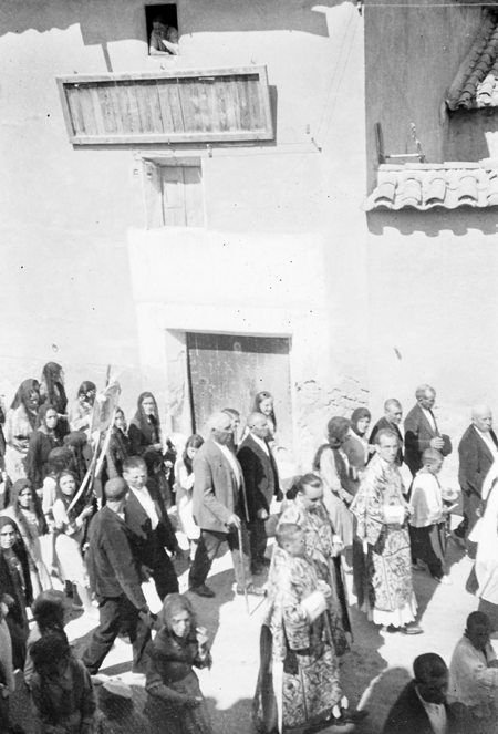 Vecinos en la procesiÃ³n. Navarrete