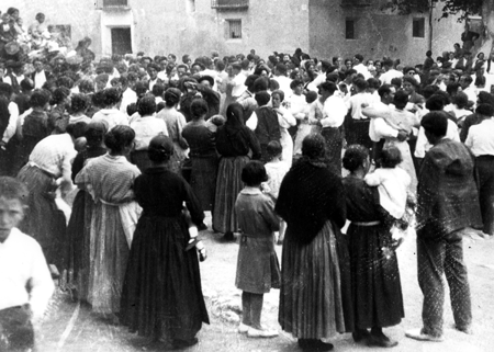 Fiesta Mayor al son del gaitero de Cutanda. Navarrete