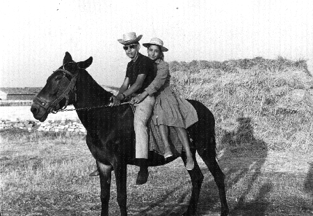 Paseando en caballo. OdÃ³n
