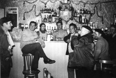 Grupo en el bar en navidades. OdÃ³n