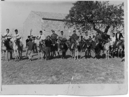 Carreras a caballo en Ojos Negros. AÃ±o 1955.