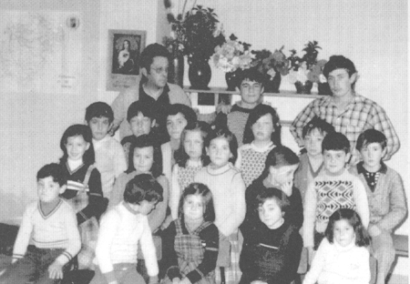 Grupo escolar. Olalla.