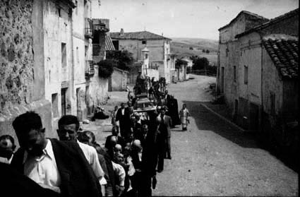 ProcesiÃ³n religiosa en Olalla