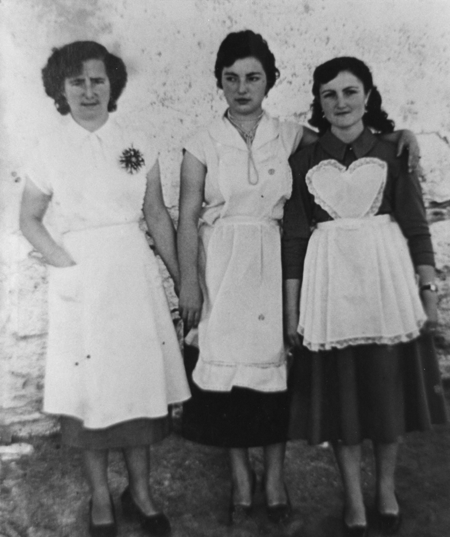 Tres mujeres. El Poyo